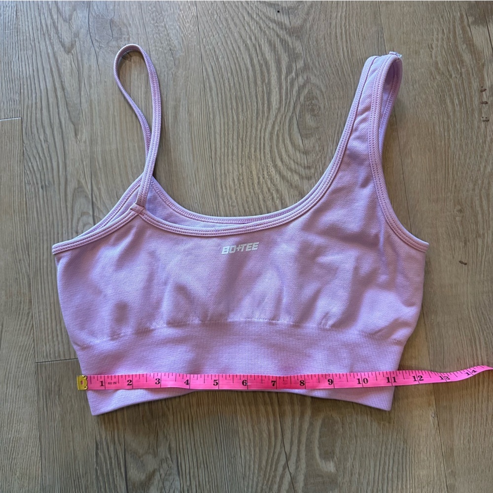 BO+TEE Bike Sports Bra asymmetric crop top Athletic bubblegum pink size medium - Picture 2 of 7